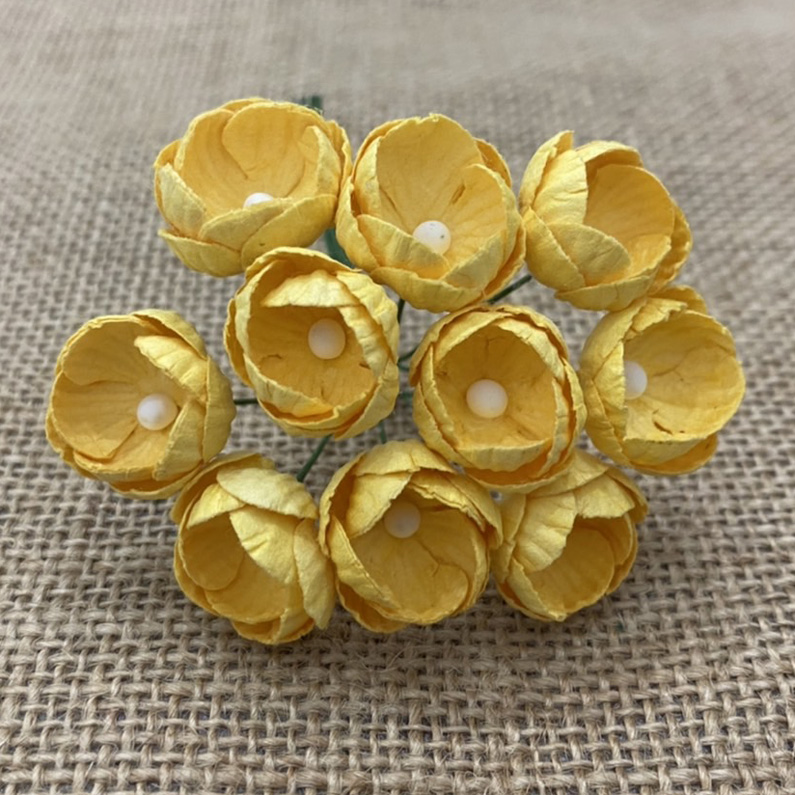 100 YELLOW MULBERRY PAPER OPEN ROSES