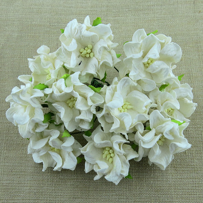 50 IVORY GARDENIA FLOWERS - Click Image to Close