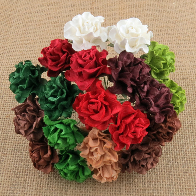 20 MIXED CHRISTMAS/SEASONAL COLOUR TUSCANY ROSES - 30mm - Click Image to Close