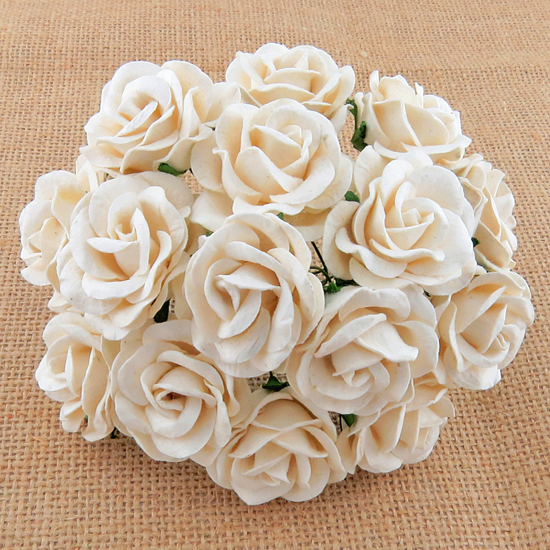 50 IVORY MULBERRY PAPER CHELSEA ROSES - Click Image to Close