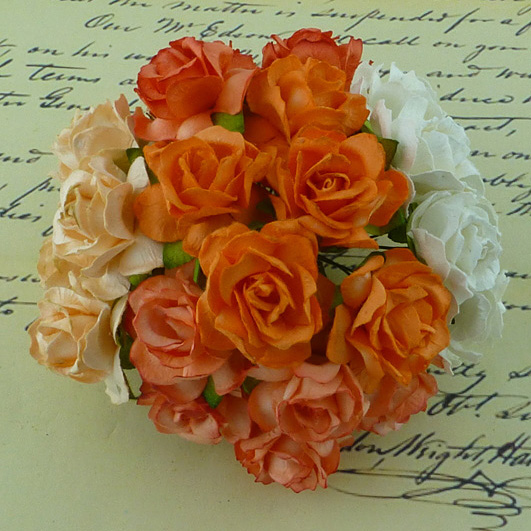 50 MIXED PEACH/ORANGE/WHITE MULBERRY PAPER WILD ROSES 30mm - Click Image to Close