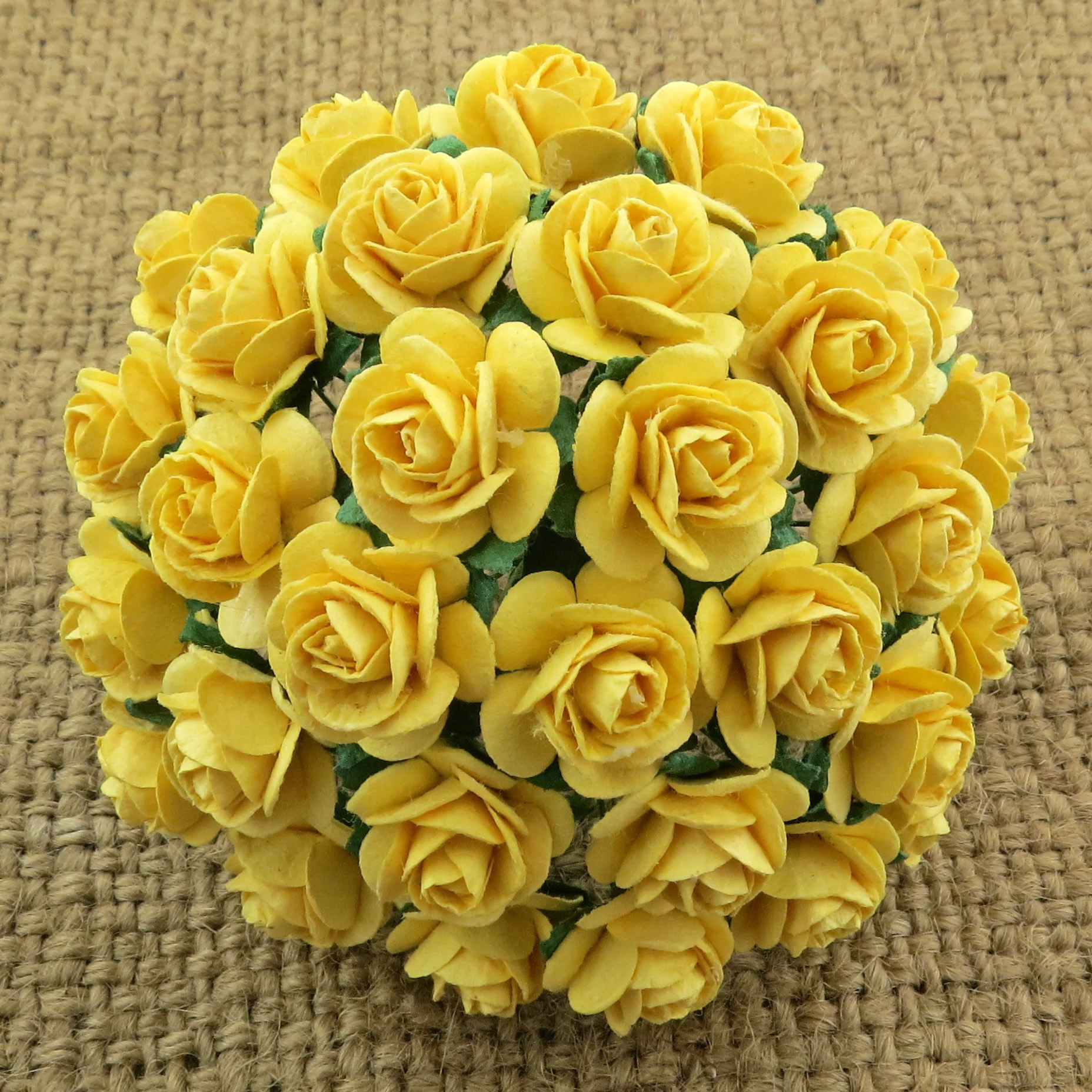 100 YELLOW MULBERRY PAPER OPEN ROSES - Click Image to Close